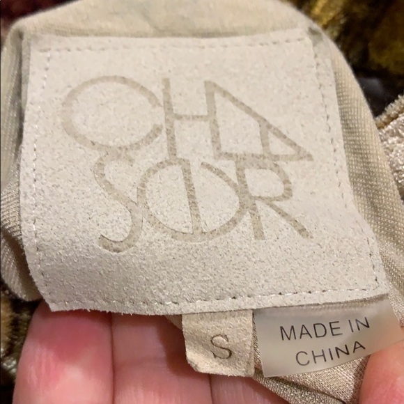 Chaser Keyhole Crushed Velvet Blouse - Picture 9 of 12